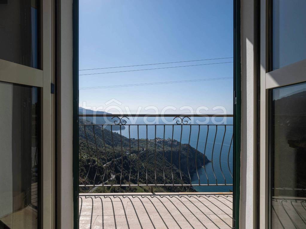appartamento in vendita a Vernazza in zona San Bernardino