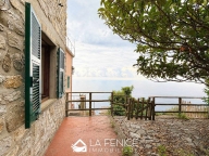 appartamento in vendita a Vernazza in zona San Bernardino