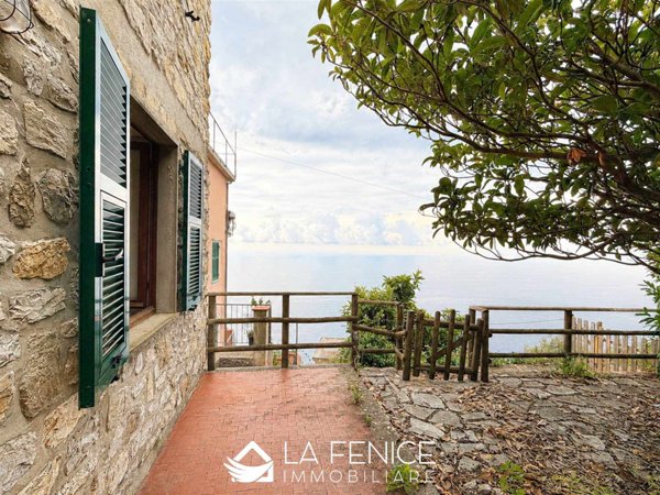 appartamento in vendita a Vernazza in zona San Bernardino