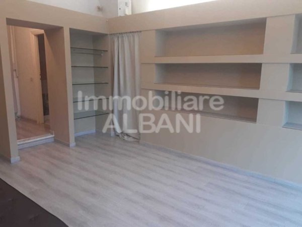 locale commerciale in vendita a Vezzano Ligure in zona Prati