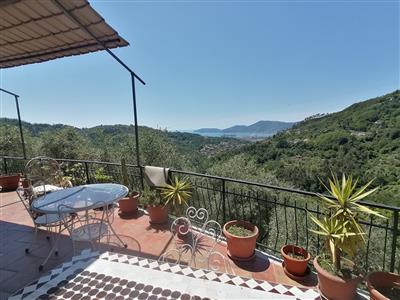 casa indipendente in vendita a Vezzano Ligure in zona Valeriano