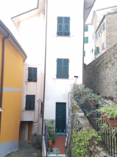 casa indipendente in vendita a Vezzano Ligure in zona Valeriano