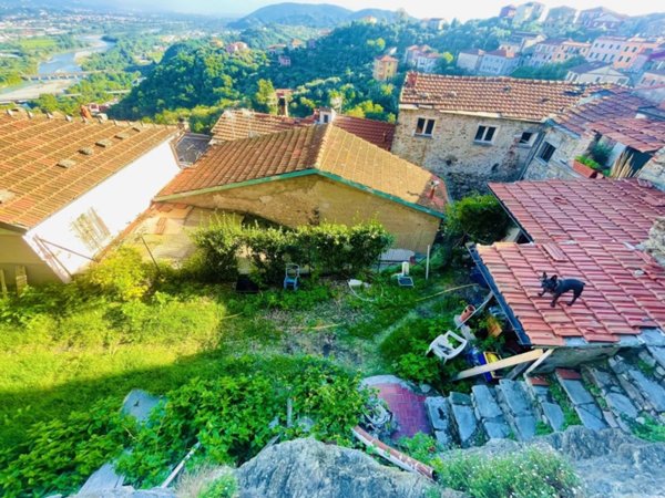 casa indipendente in vendita a Vezzano Ligure