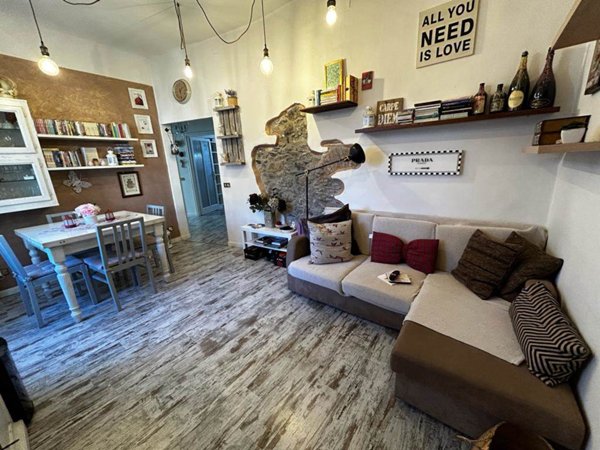 appartamento in vendita a Vezzano Ligure