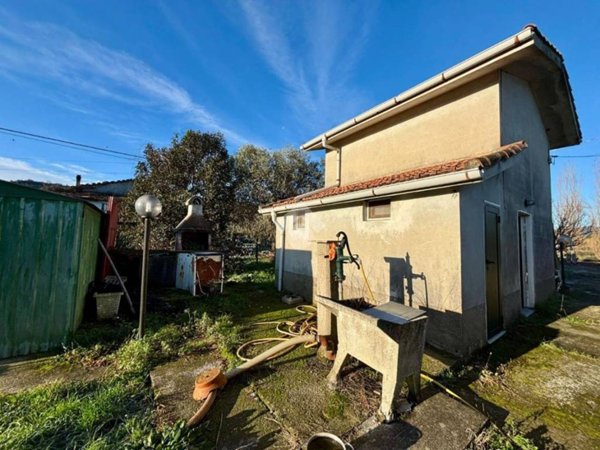 casa indipendente in vendita a Vezzano Ligure