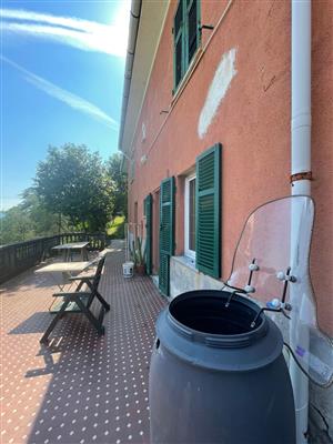 casa indipendente in vendita a Vezzano Ligure
