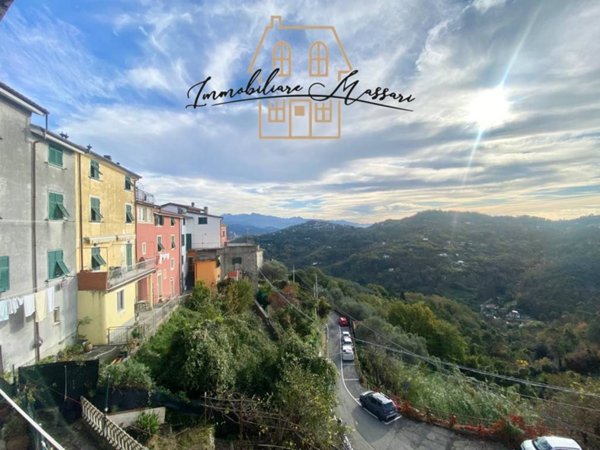 appartamento in vendita a Vezzano Ligure in zona Valeriano