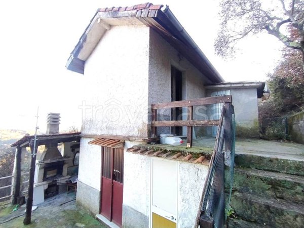 casa indipendente in vendita a Vezzano Ligure