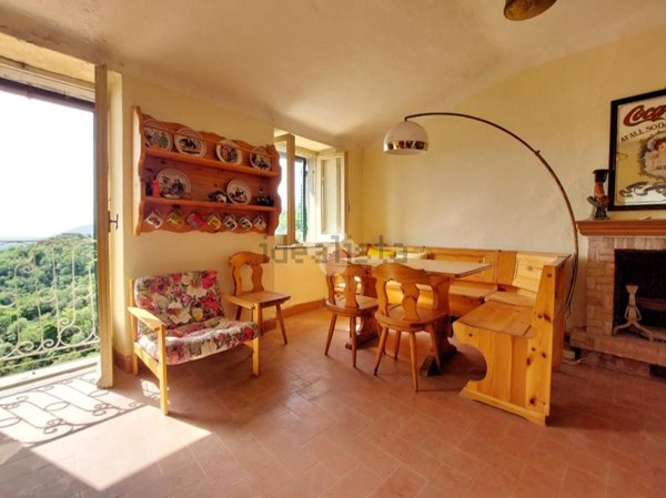 appartamento in vendita a Vezzano Ligure