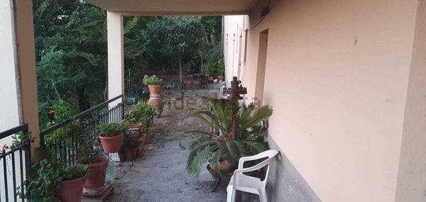 appartamento in vendita a Vezzano Ligure in zona Valeriano