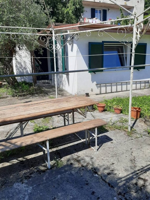 casa indipendente in vendita a Vezzano Ligure