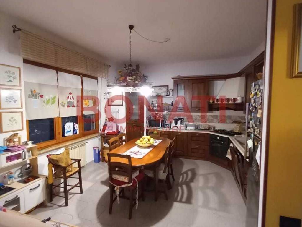 appartamento in vendita a Vezzano Ligure