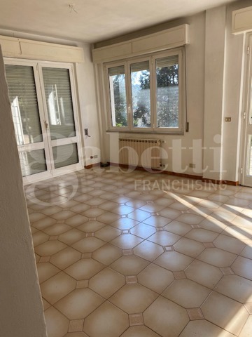appartamento in vendita a Vezzano Ligure
