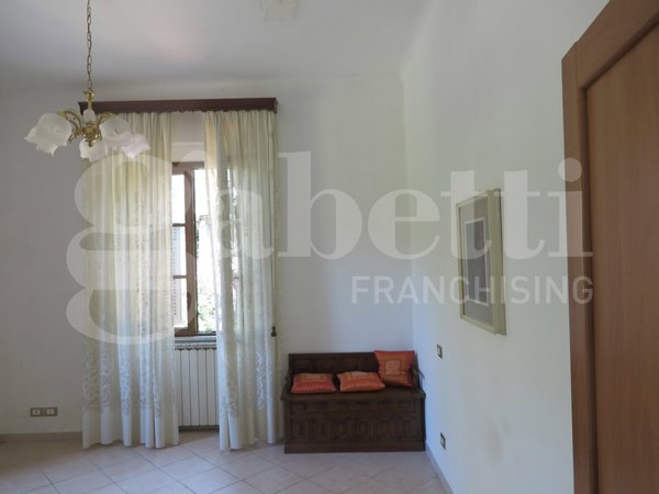 appartamento in vendita a Vezzano Ligure