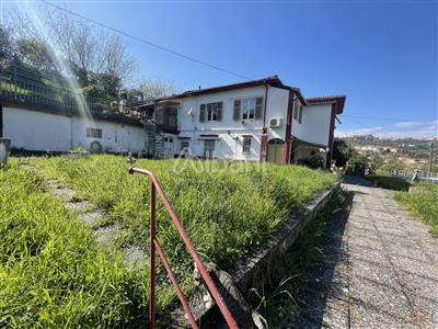 appartamento in vendita a Vezzano Ligure in zona Prati