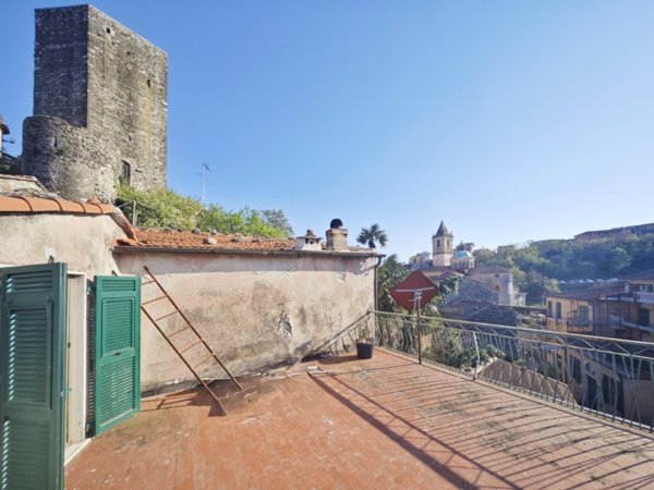 casa indipendente in vendita a Vezzano Ligure