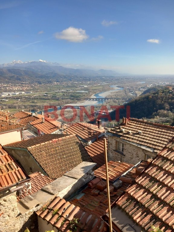casa semindipendente in vendita a Vezzano Ligure