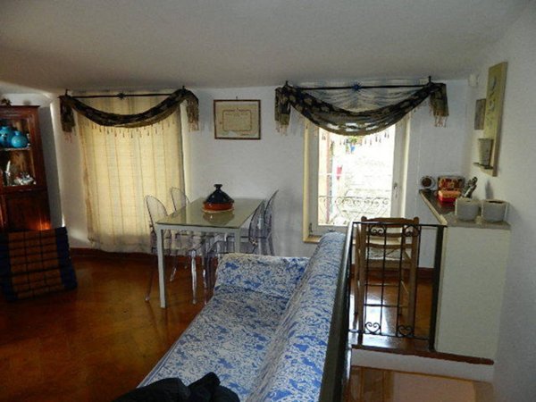 casa semindipendente in vendita a Vezzano Ligure