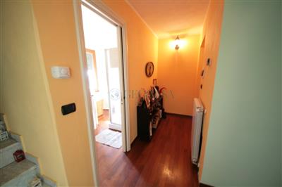 casa indipendente in vendita a Vezzano Ligure in zona Valeriano