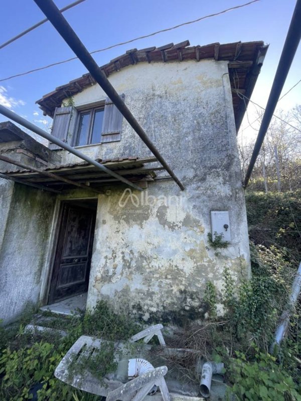 terreno agricolo in vendita a Vezzano Ligure