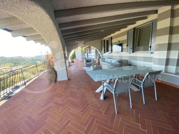 casa indipendente in vendita a Vezzano Ligure