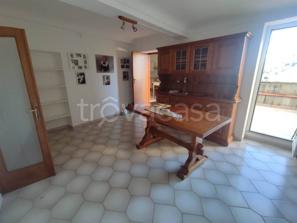 casa indipendente in vendita a Vezzano Ligure in zona Valeriano