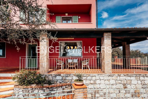 casa indipendente in vendita a Vezzano Ligure