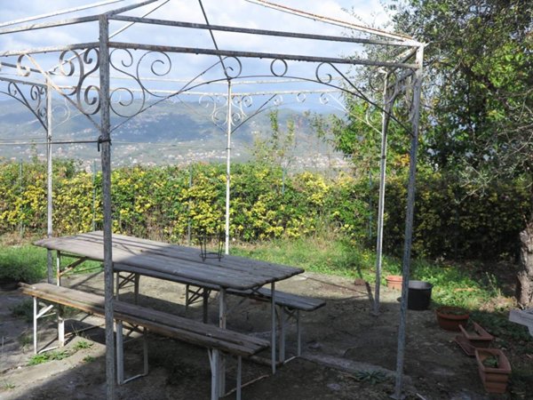 casa indipendente in vendita a Vezzano Ligure