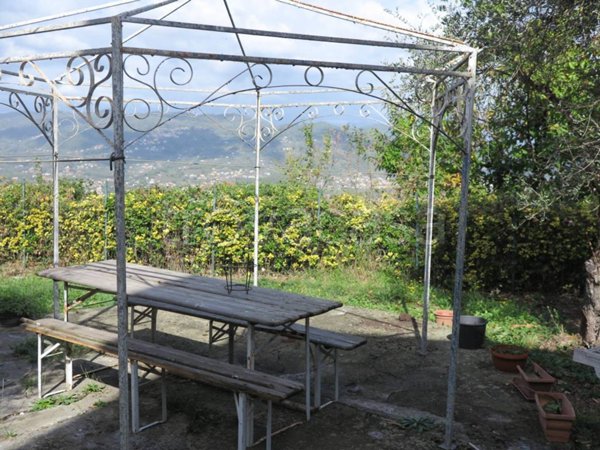 casa indipendente in vendita a Vezzano Ligure