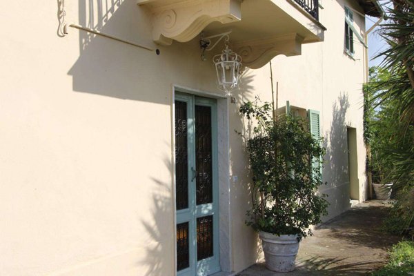 appartamento in vendita a Vezzano Ligure in zona Prati