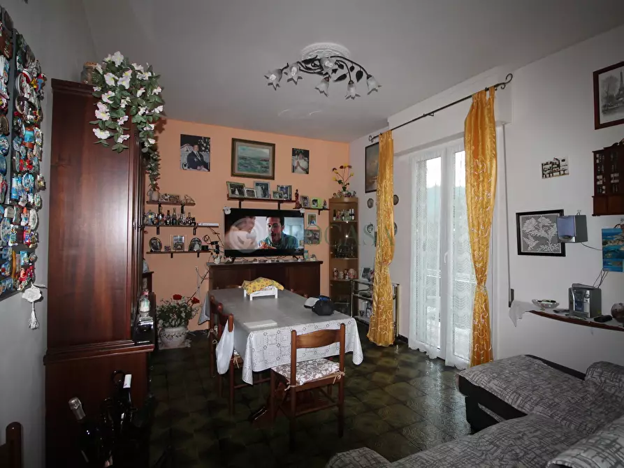 appartamento in vendita a Vezzano Ligure in zona Prati
