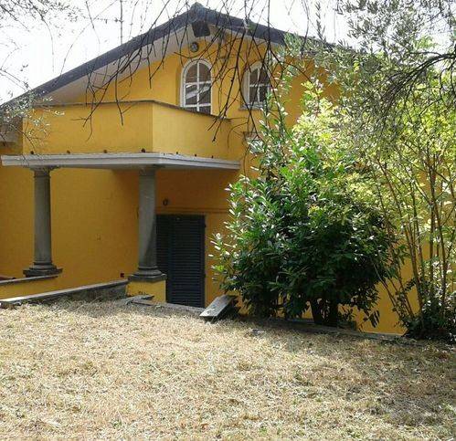 casa indipendente in vendita a Vezzano Ligure