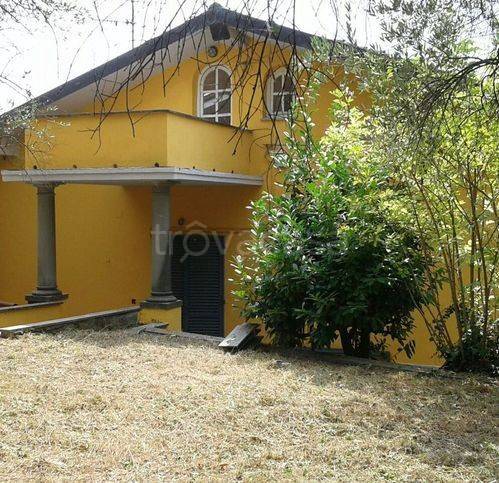 casa indipendente in vendita a Vezzano Ligure