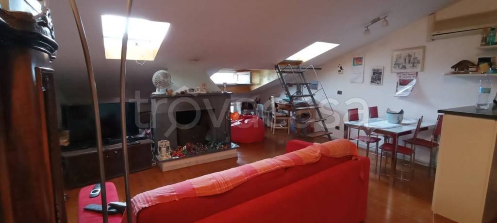 casa indipendente in vendita a Vezzano Ligure
