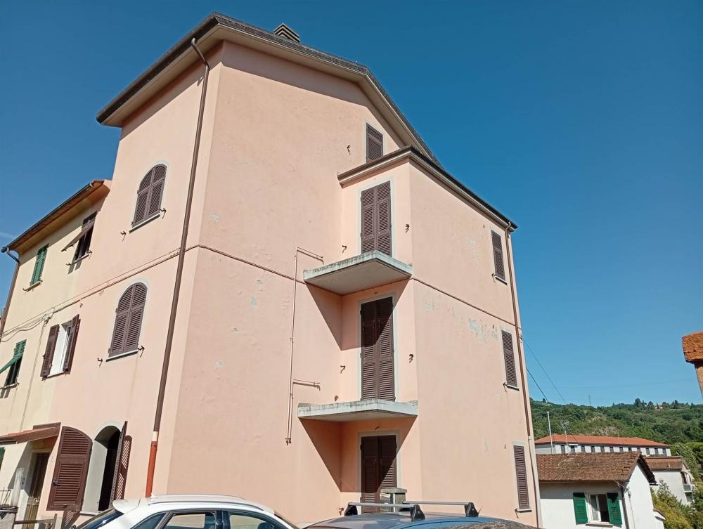 casa indipendente in vendita a Vezzano Ligure