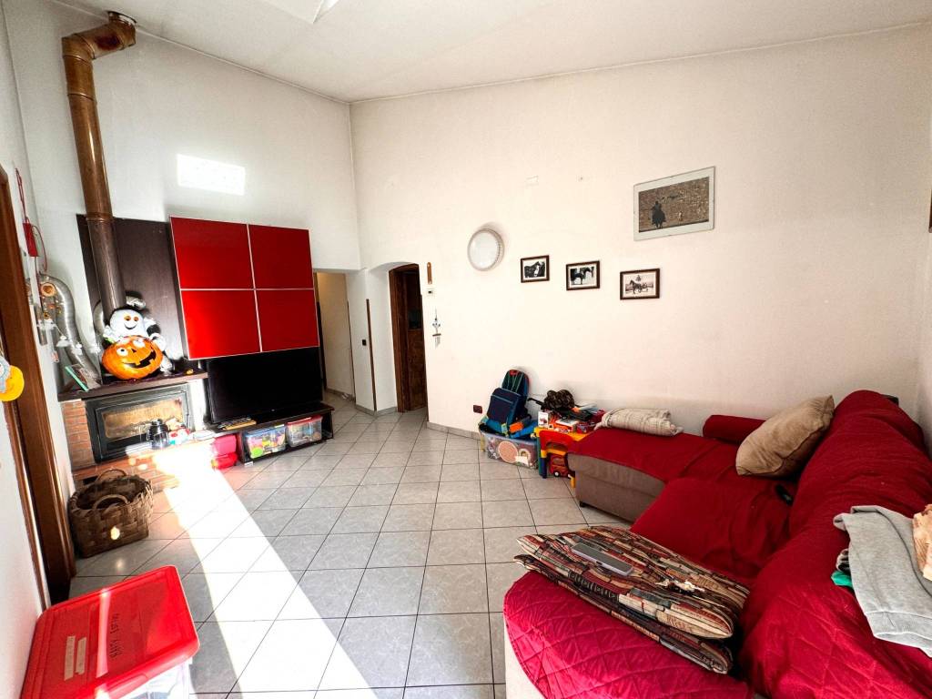 appartamento in vendita a Vezzano Ligure in zona Valeriano