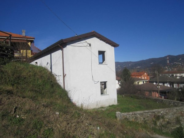 appartamento in vendita a Vezzano Ligure