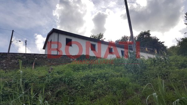 appartamento in vendita a Vezzano Ligure