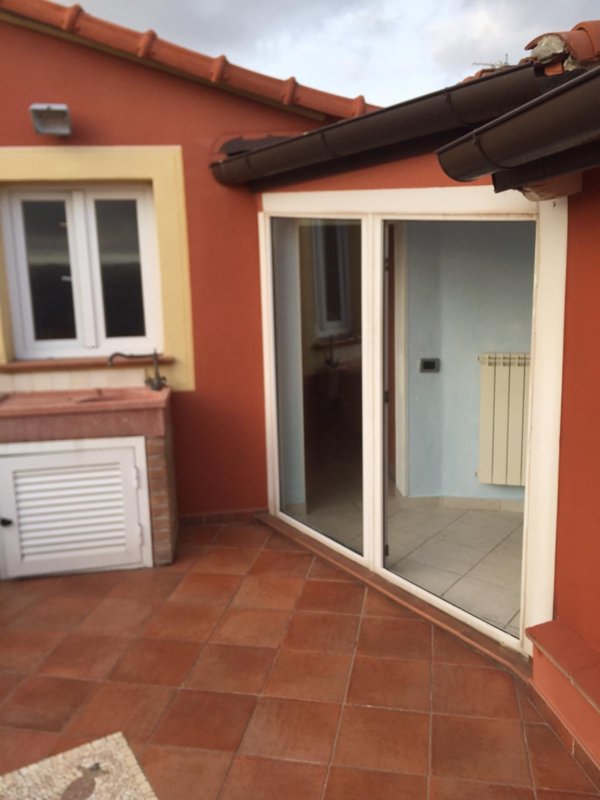 casa indipendente in vendita a Vezzano Ligure