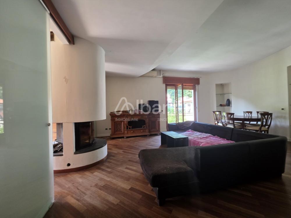 casa indipendente in vendita a Vezzano Ligure
