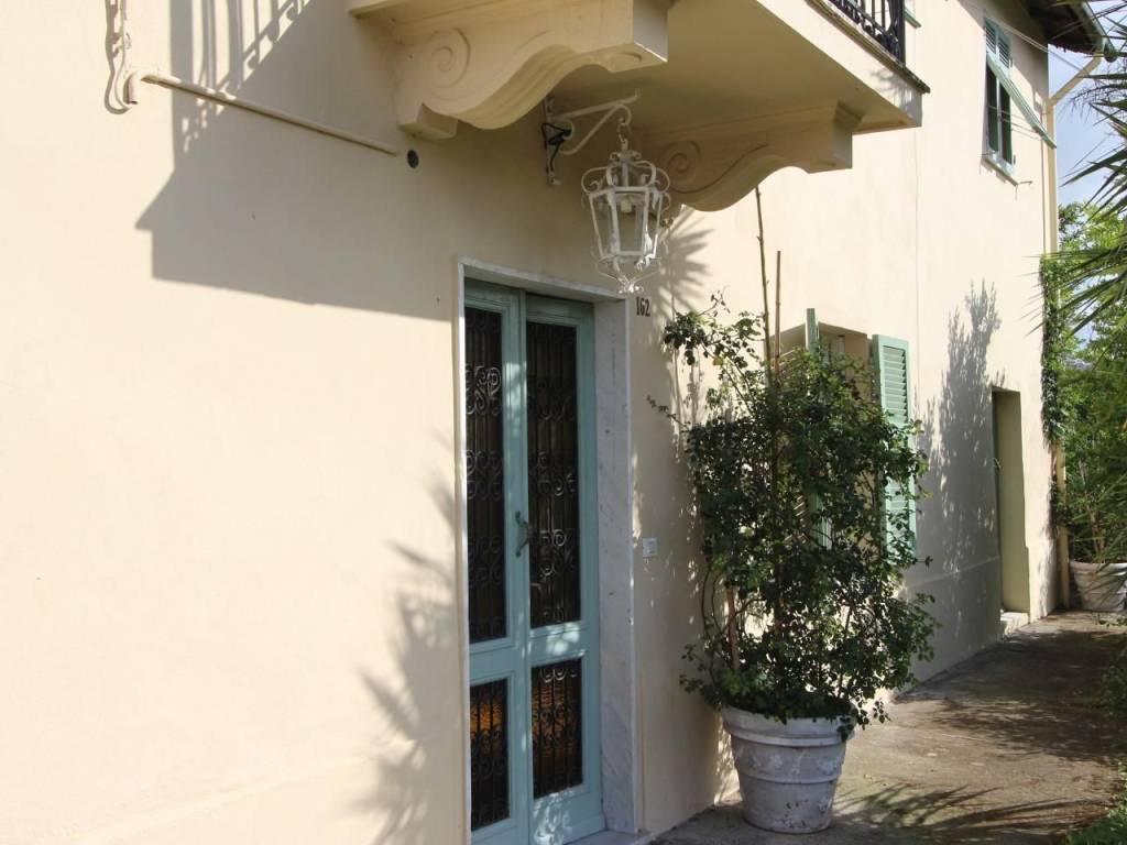 casa indipendente in vendita a Vezzano Ligure in zona Prati
