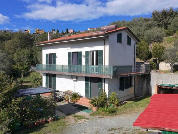 casa indipendente in vendita a Vezzano Ligure