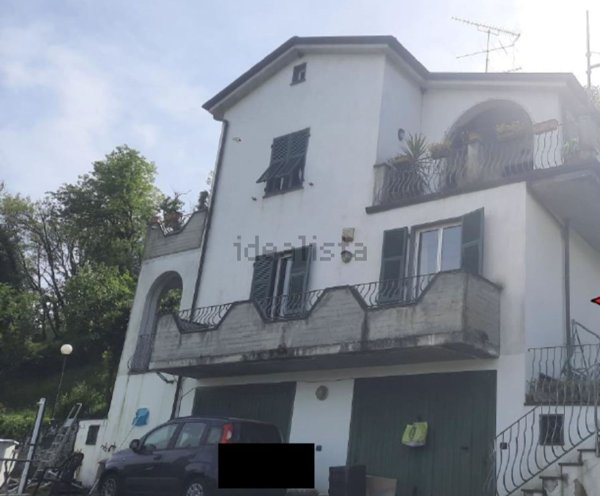 casa indipendente in vendita a Vezzano Ligure