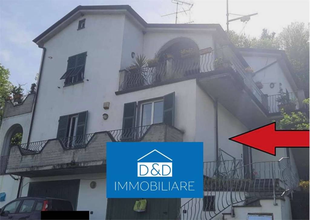 casa indipendente in vendita a Vezzano Ligure