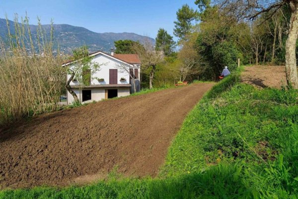casa indipendente in vendita a Vezzano Ligure in zona Valeriano