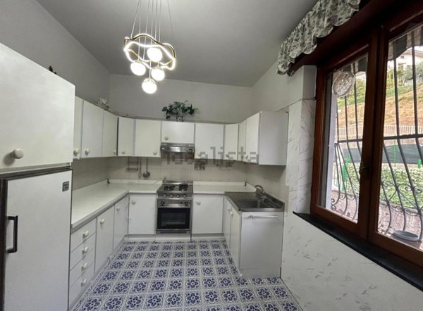 appartamento in vendita a Vezzano Ligure in zona Prati