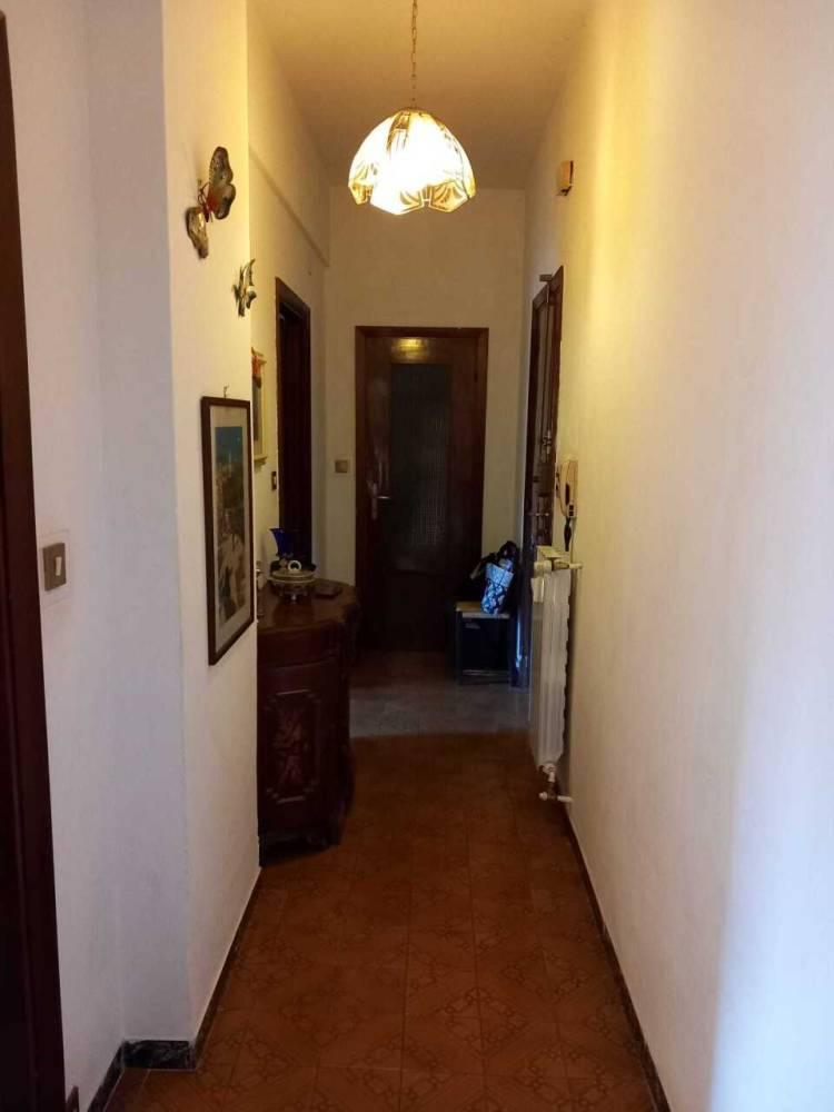 appartamento in vendita a Vezzano Ligure