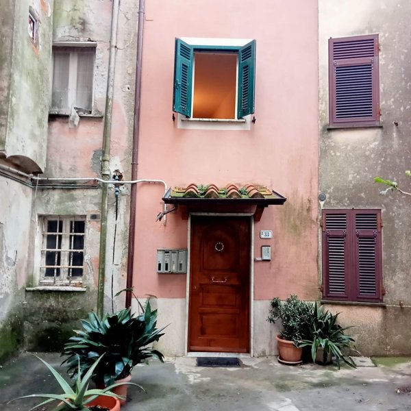 appartamento in vendita a Vezzano Ligure