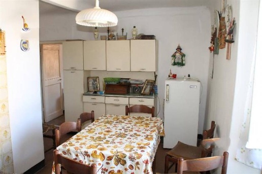 appartamento in vendita a Vezzano Ligure