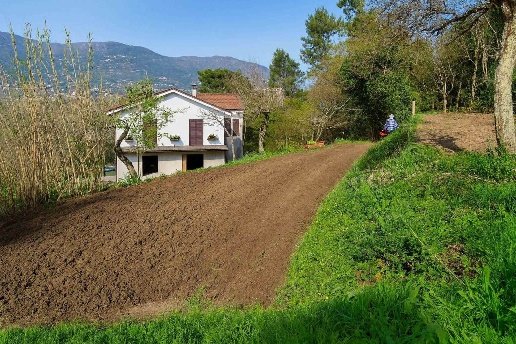 casa indipendente in vendita a Vezzano Ligure in zona Valeriano